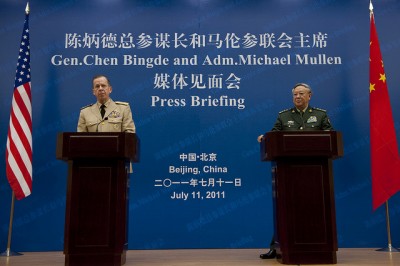 Společná tisková konference během návštěvy admirála M. Čulen v Číně 2011. Foto: Joint Chiefs of Staff