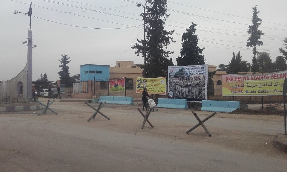 Zápisky z Kurdistánu II: Cesta za vlajkou Syriac Military Council
